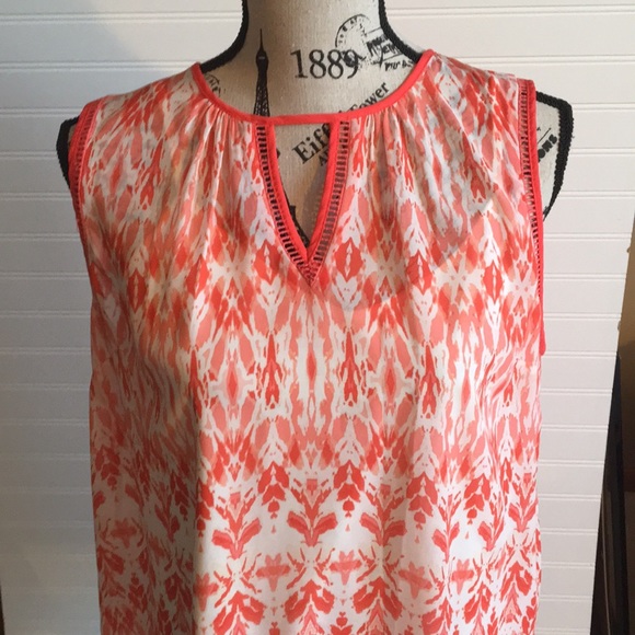 Daniel Rainn Tops - Danielrainn petite coral blouse